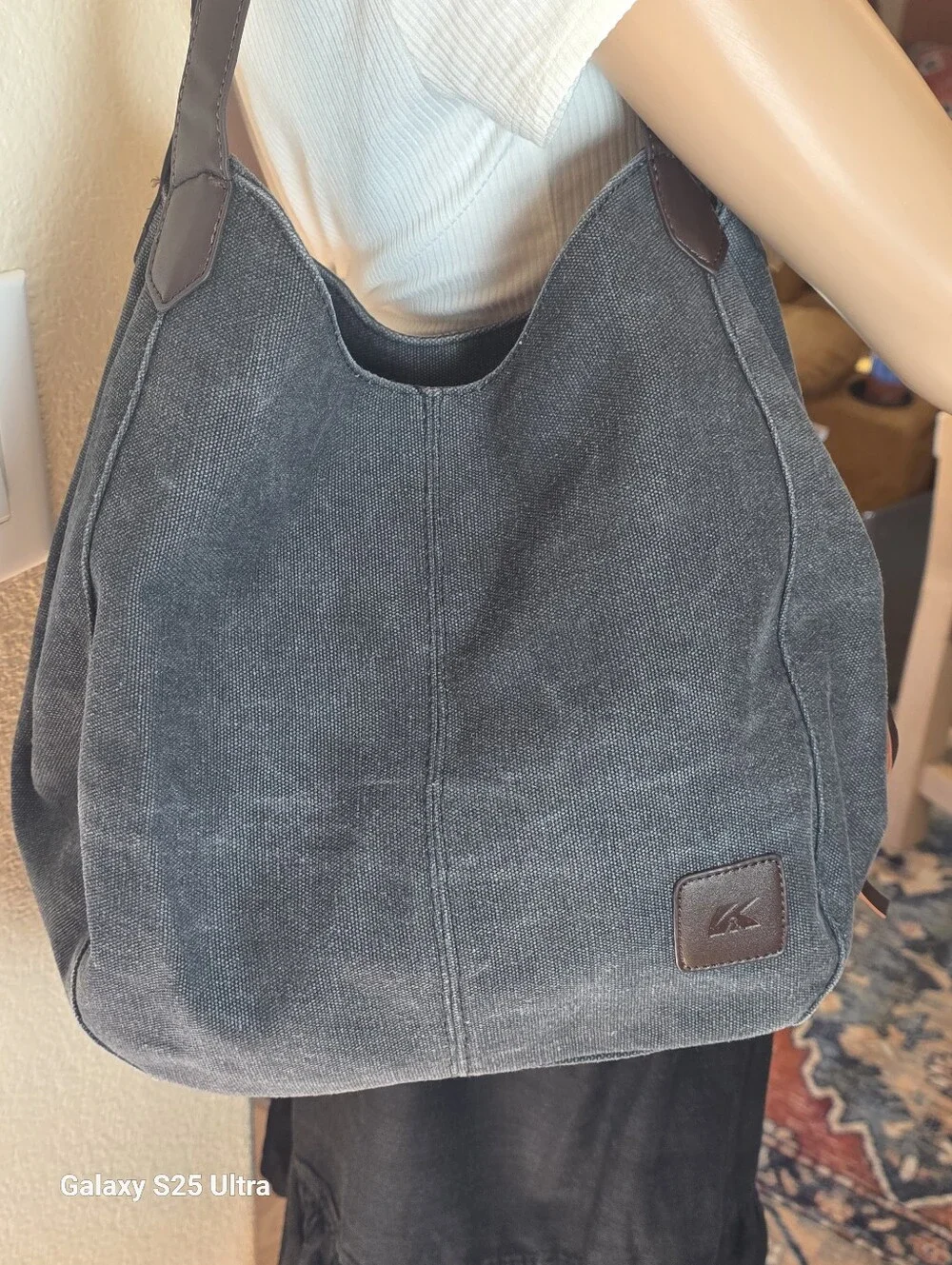 K2 Classic Gray Washed Distressed Canvas Hobo Bag EUC